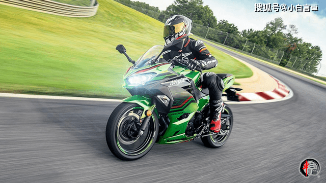 言車資訊2022款川崎ninja400端午發佈新增配色動力小幅提升