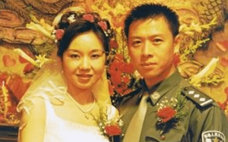论保养只服这6位女星,与亲生女儿同框似姐妹