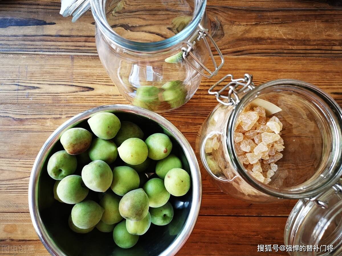 原创我国南方在芒种有煮梅的习俗主要是为了什么蚂蚁庄园今日答案