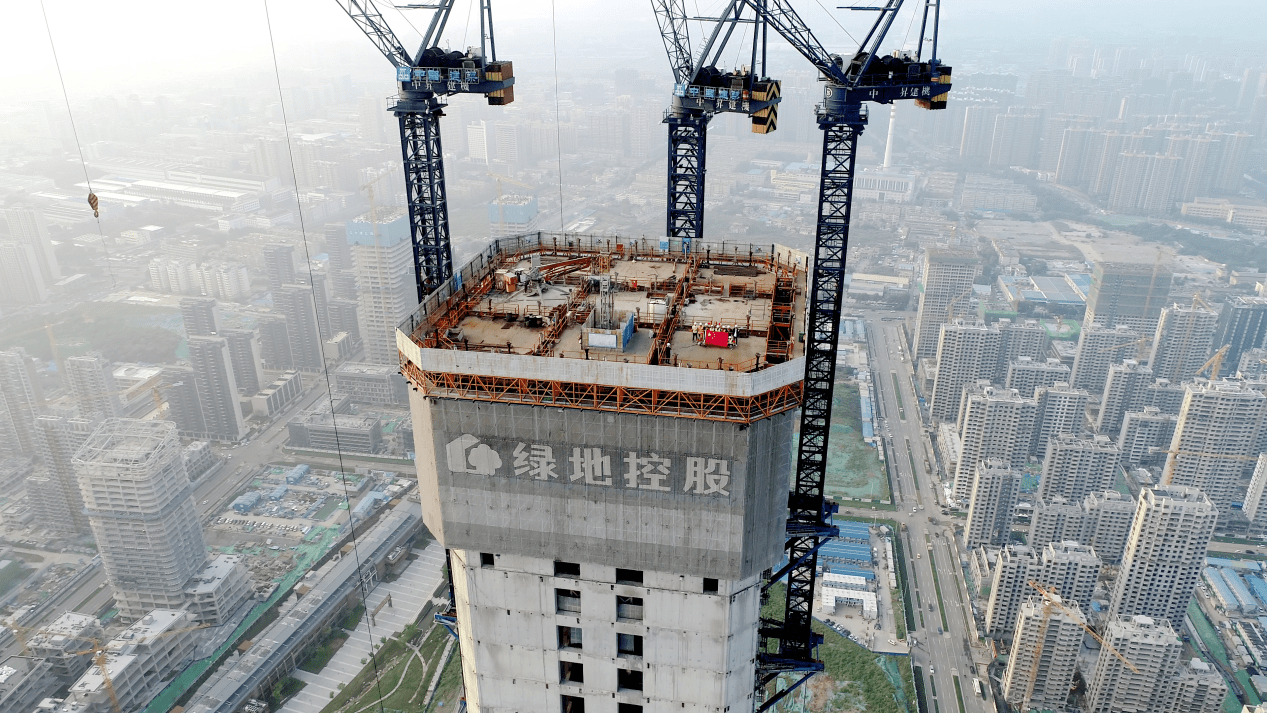 绿地山东国际金融中心齐鲁第一高即将封顶