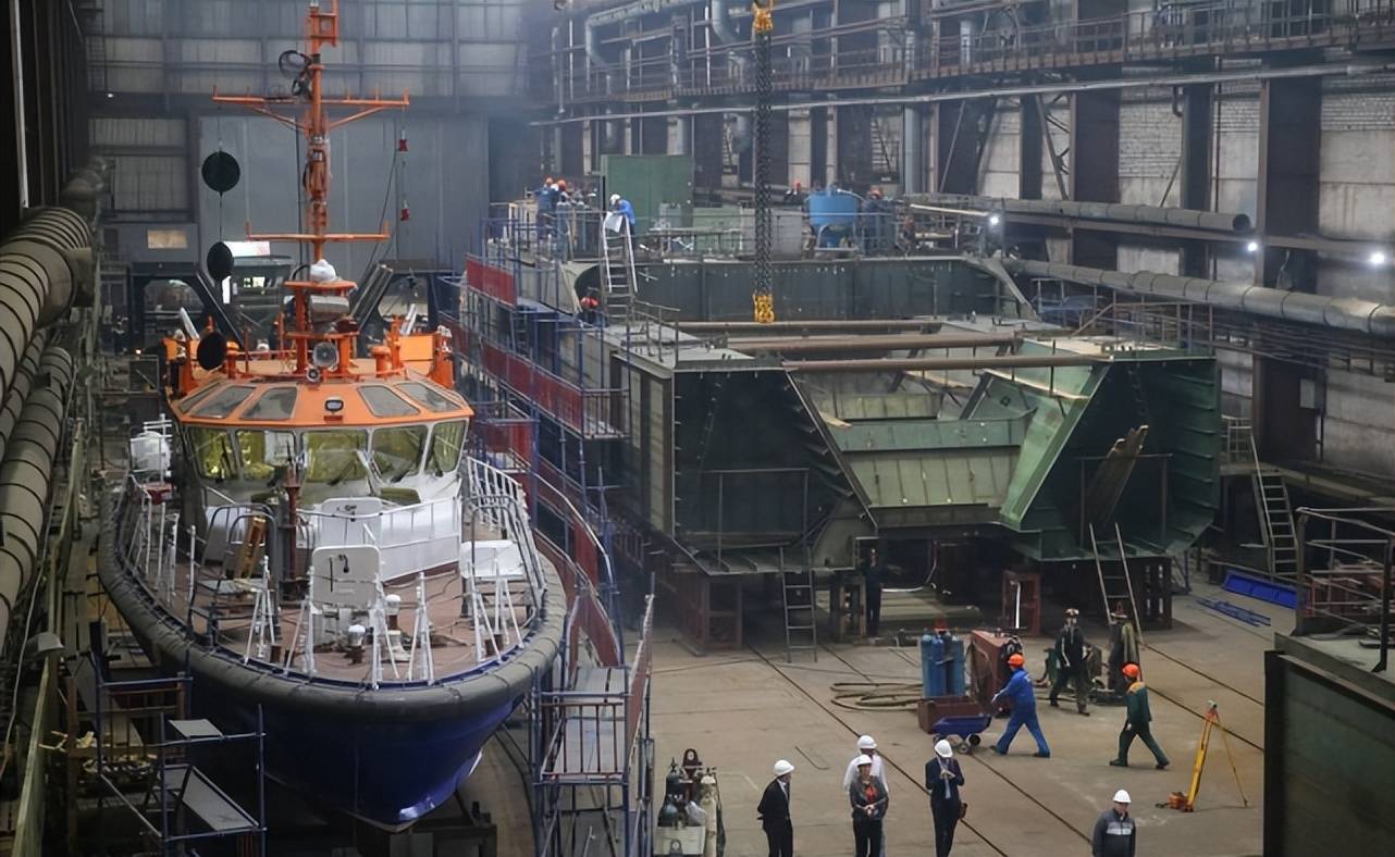 乌克兰的尼古拉耶夫造船厂,如果它有意识,肯定早已泪流满面