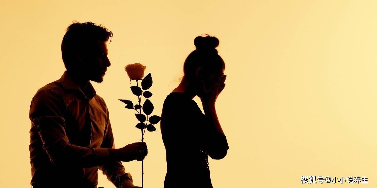 梦回往昔，刚分手后频繁梦见前男友，情感余温的深层解读