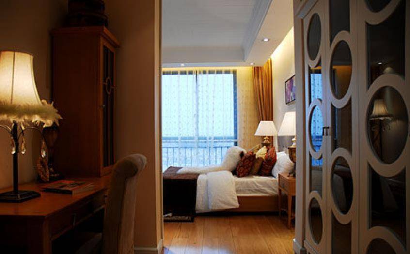 影帝黄渤的豪宅大曝光,气派复式装修,给你城堡一样的感觉_明星_其他