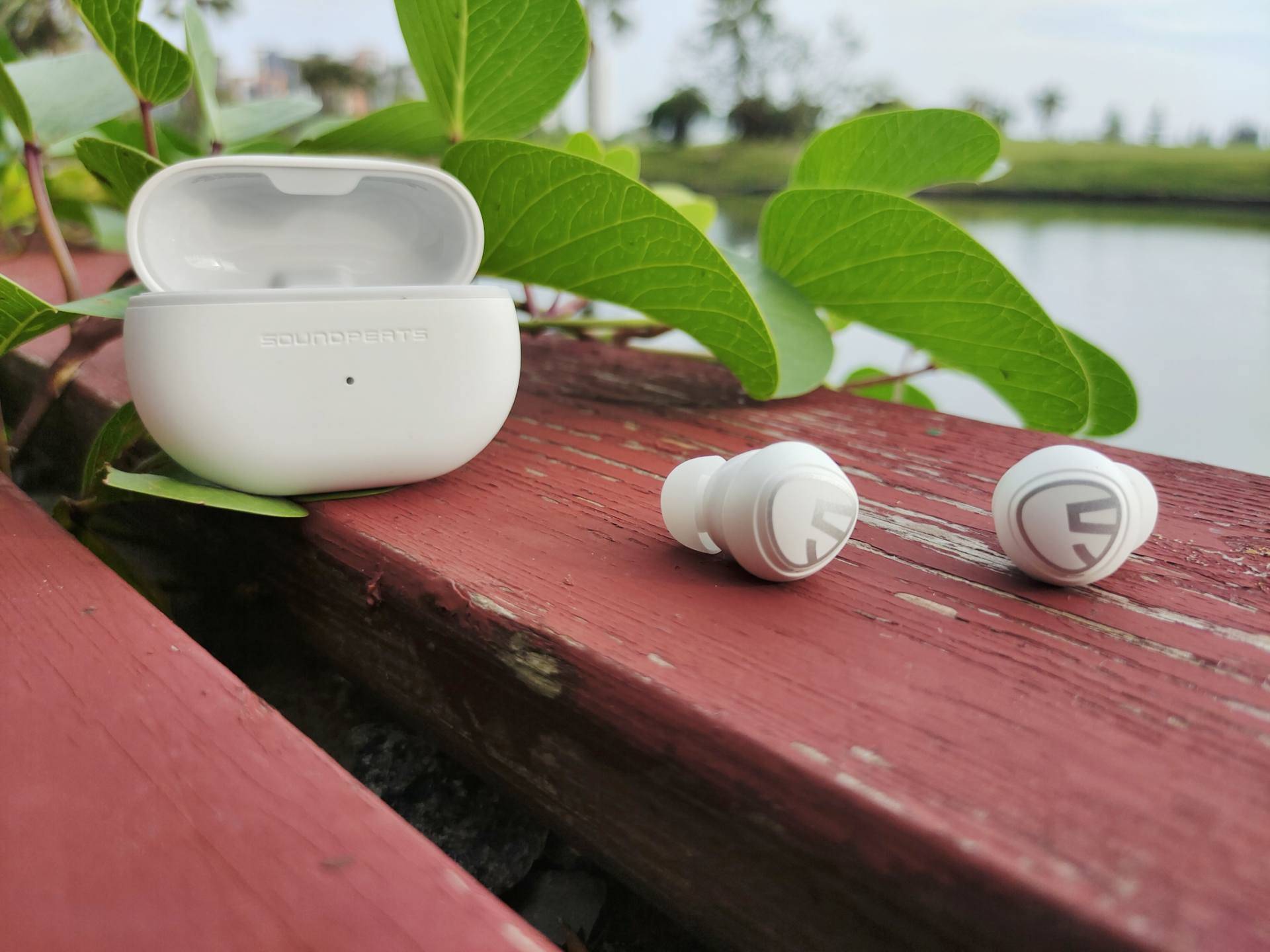 泥炭mini Pro耳机,最爱降噪功能,路途有音乐且安全