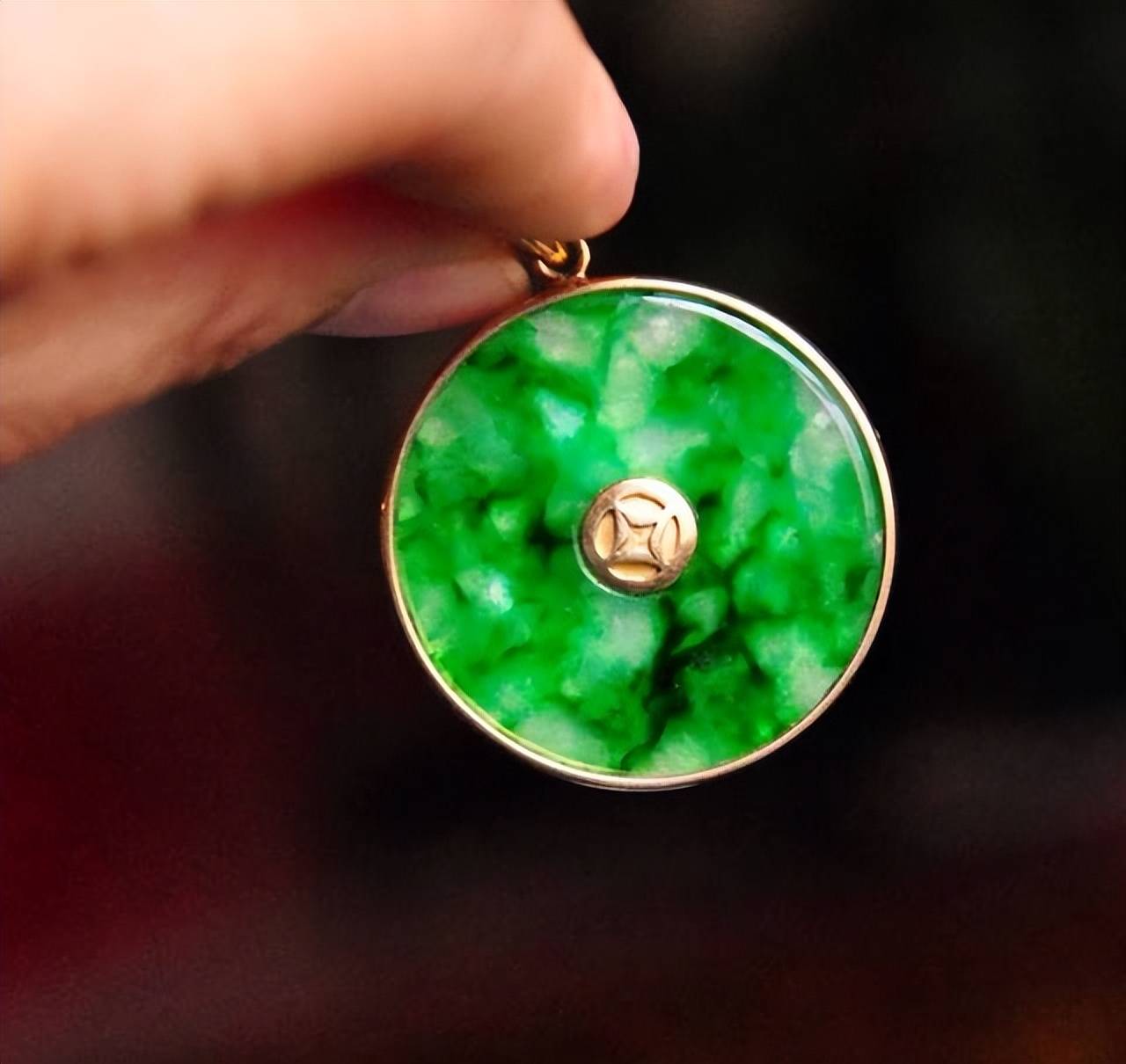 腾冲六大名玉丨历史最悠久名玉之首的绮罗玉