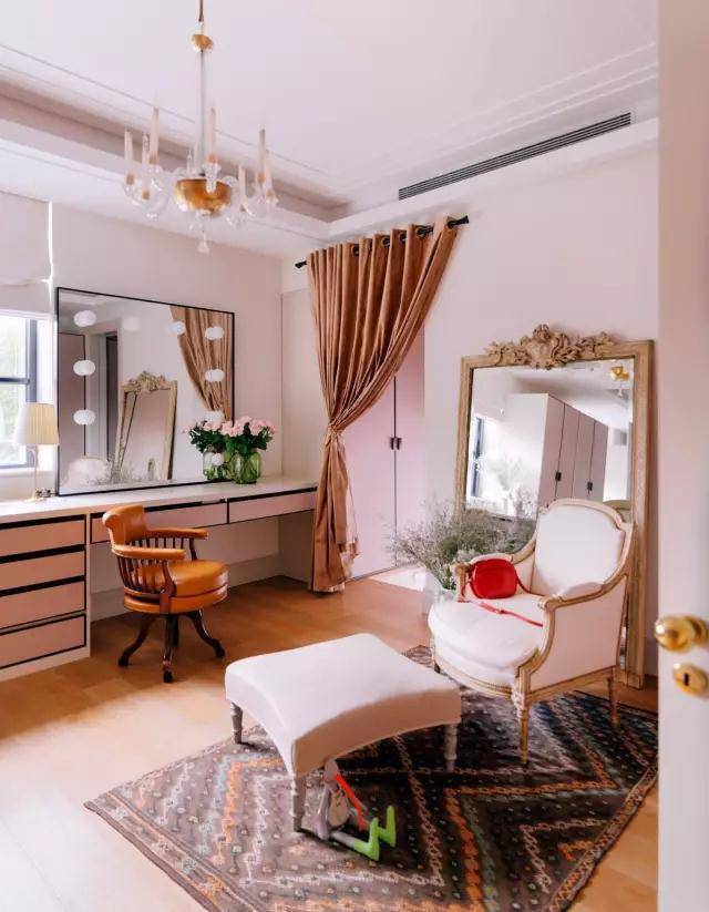 原创40岁女神张静初的豪宅曝光人美房美活成岁月静好最美的样子