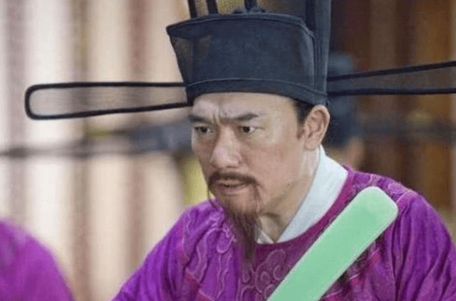 老祖宗留下俗语:"男怕三点头,女怕阔步走",教我