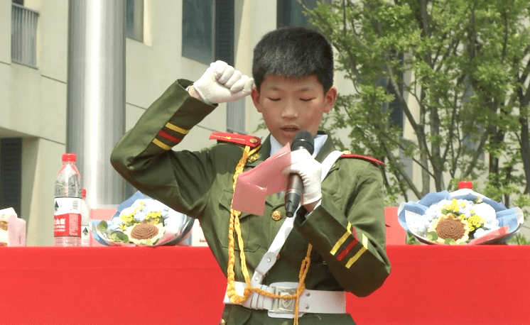 南京市江北新区浦口外国语学校高新小学学生 朱思奕参加这次的运动会