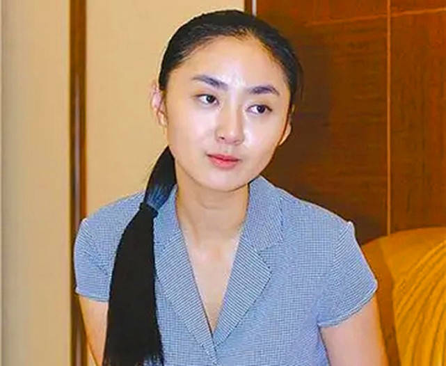 2011年3个男孩深夜恶作剧,一30岁女子被砸身亡,死者身份很特殊_林良健