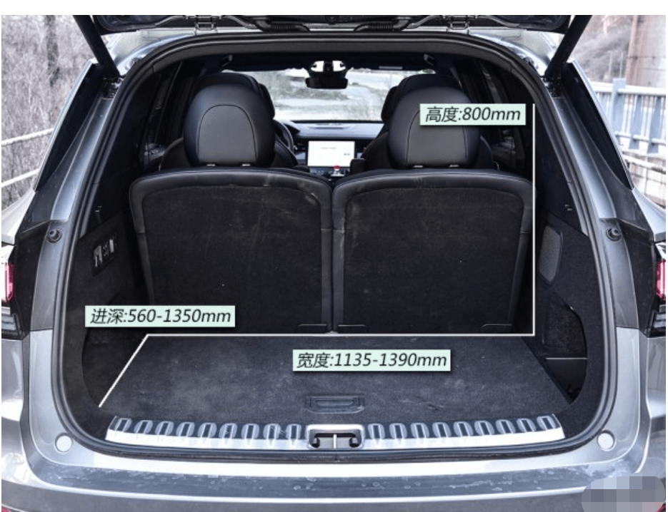 乘坐空间与后备箱空间比拼对比领克09理想不太理想