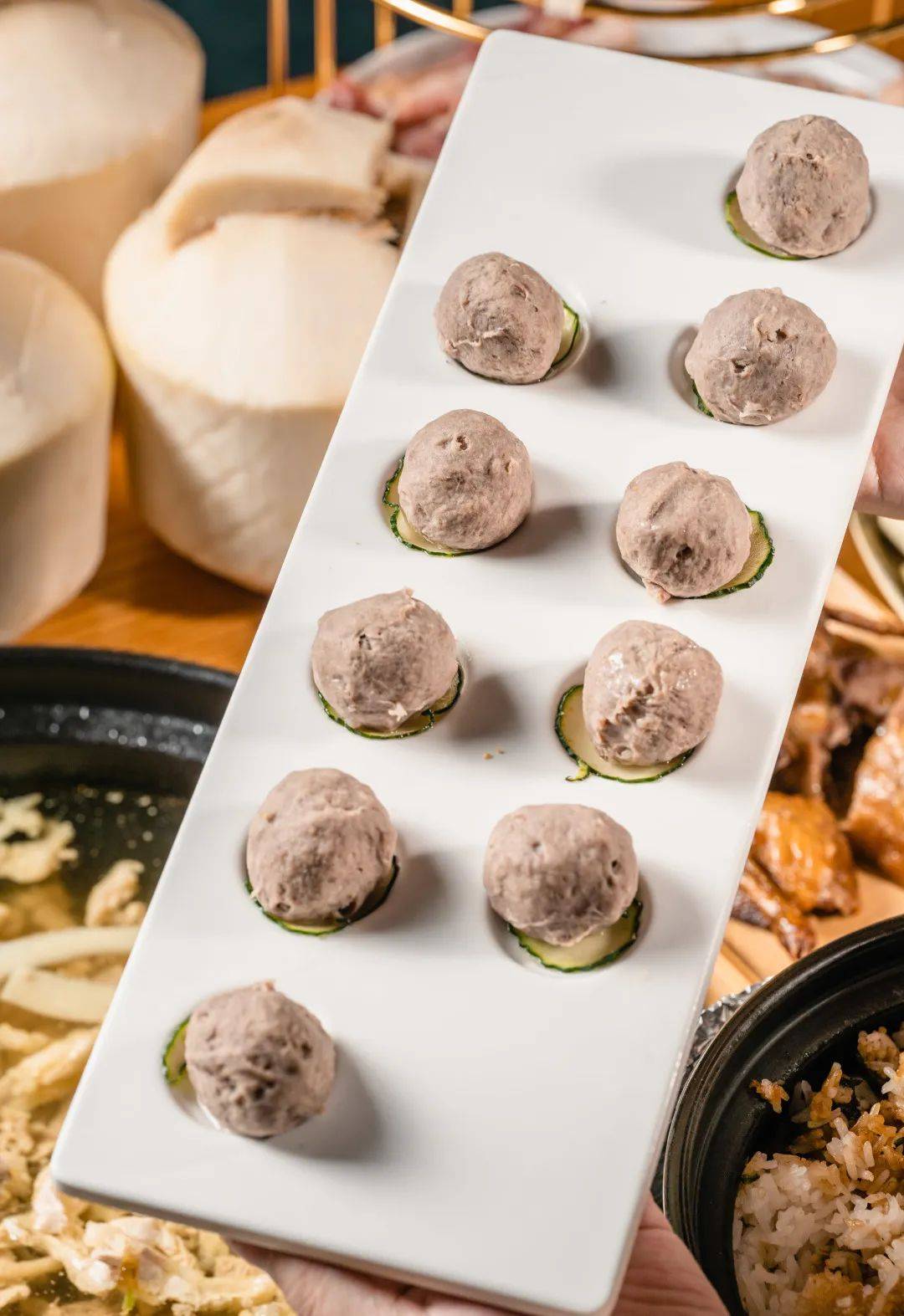新网红「脆皮椰子鸡」又是同仁四季带火的
