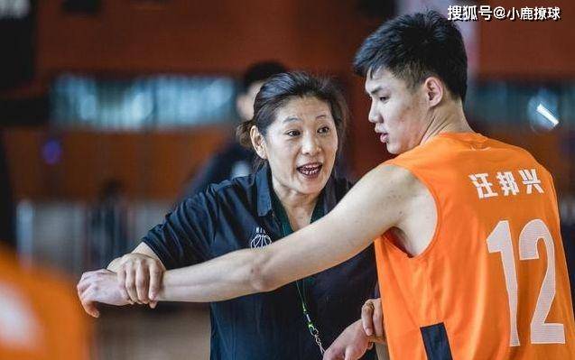 原创正式官宣中国女篮传奇教练再次出山出任国青主帅太让人期待