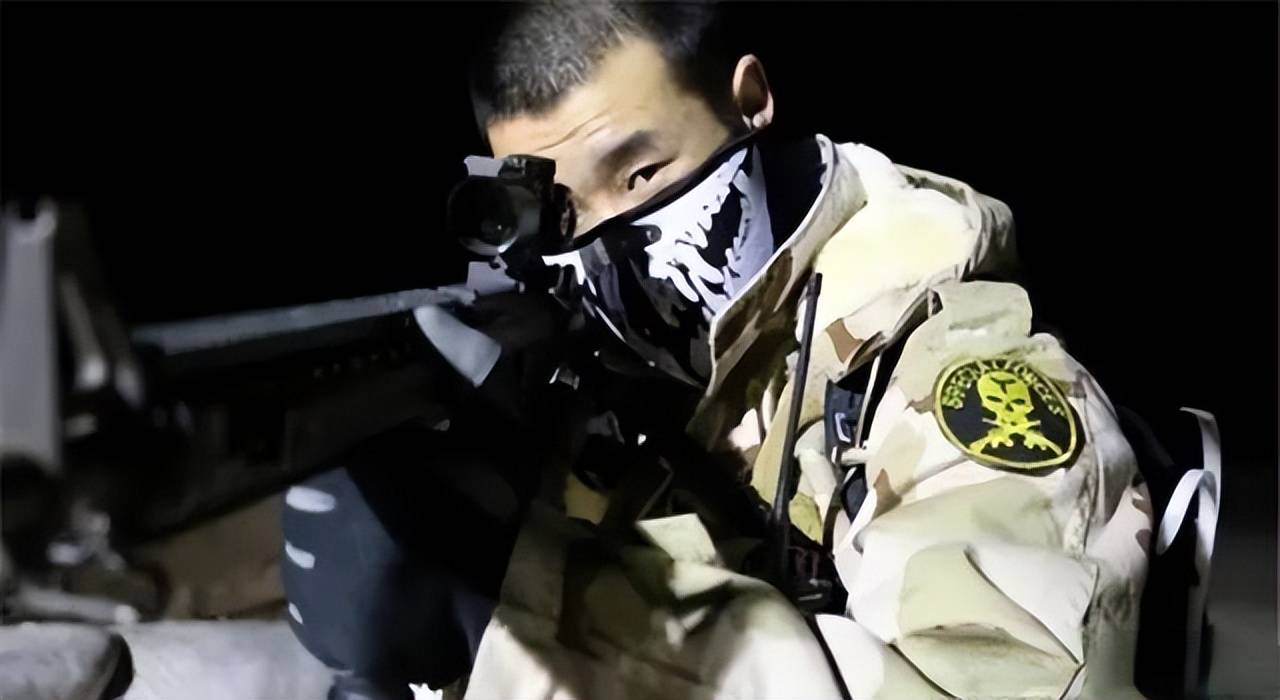 陕西小伙白晓保:有本事在伊拉克干4年,你也行_父母_弯路_大儿子