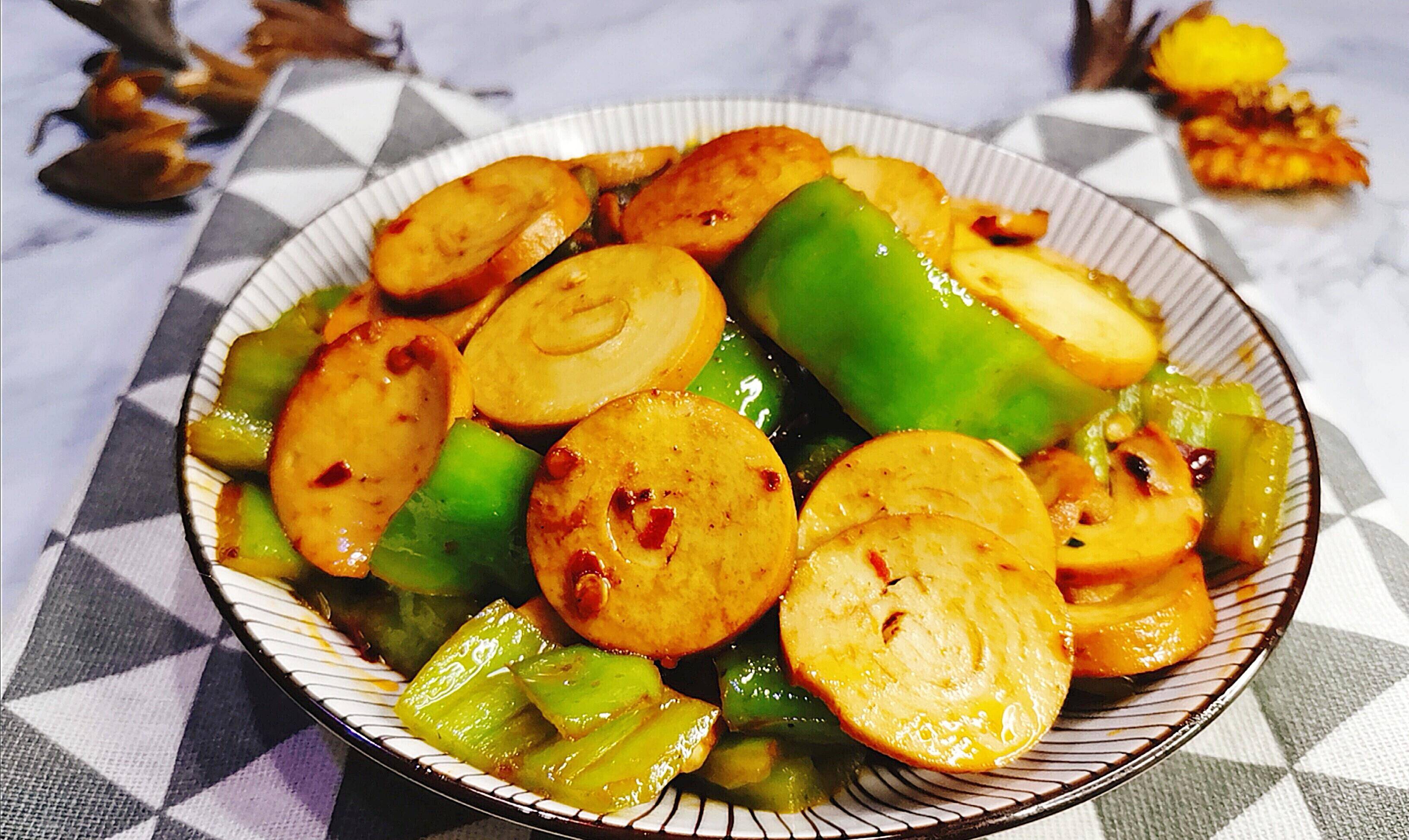 这道超美味的青椒豆腐卷,绝对让你吃得心满意足_食用_加工_生姜