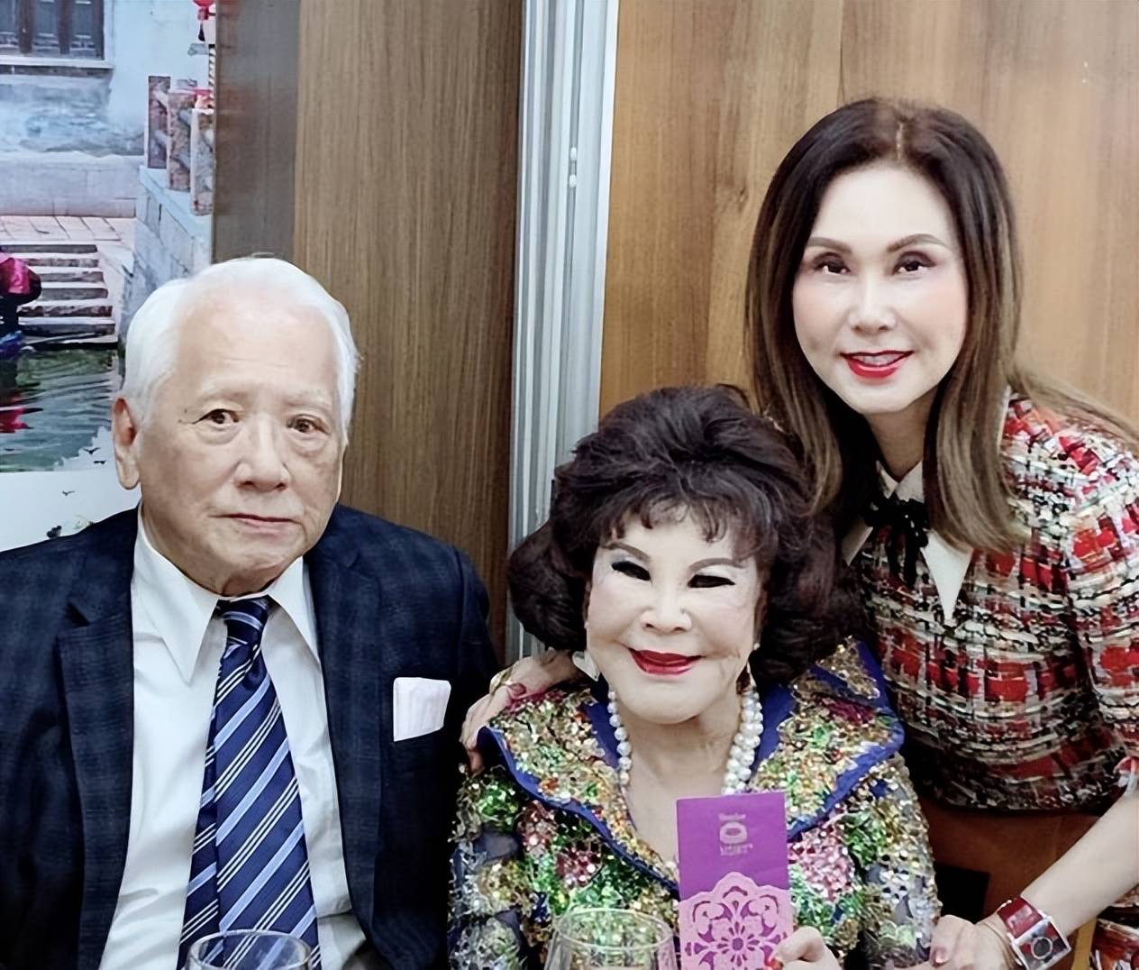 91岁香港知名老戏骨黄夏蕙8月离港,暂未透露目的地_林蛟_网友_时候