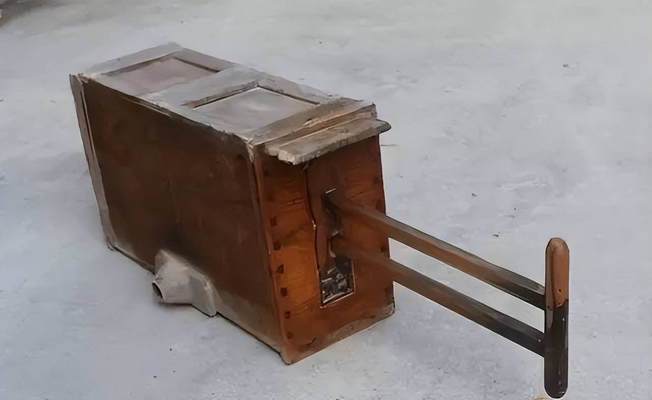 农村5个即将消失的老物件,你认识的有几个_锥子_耙犁_风箱