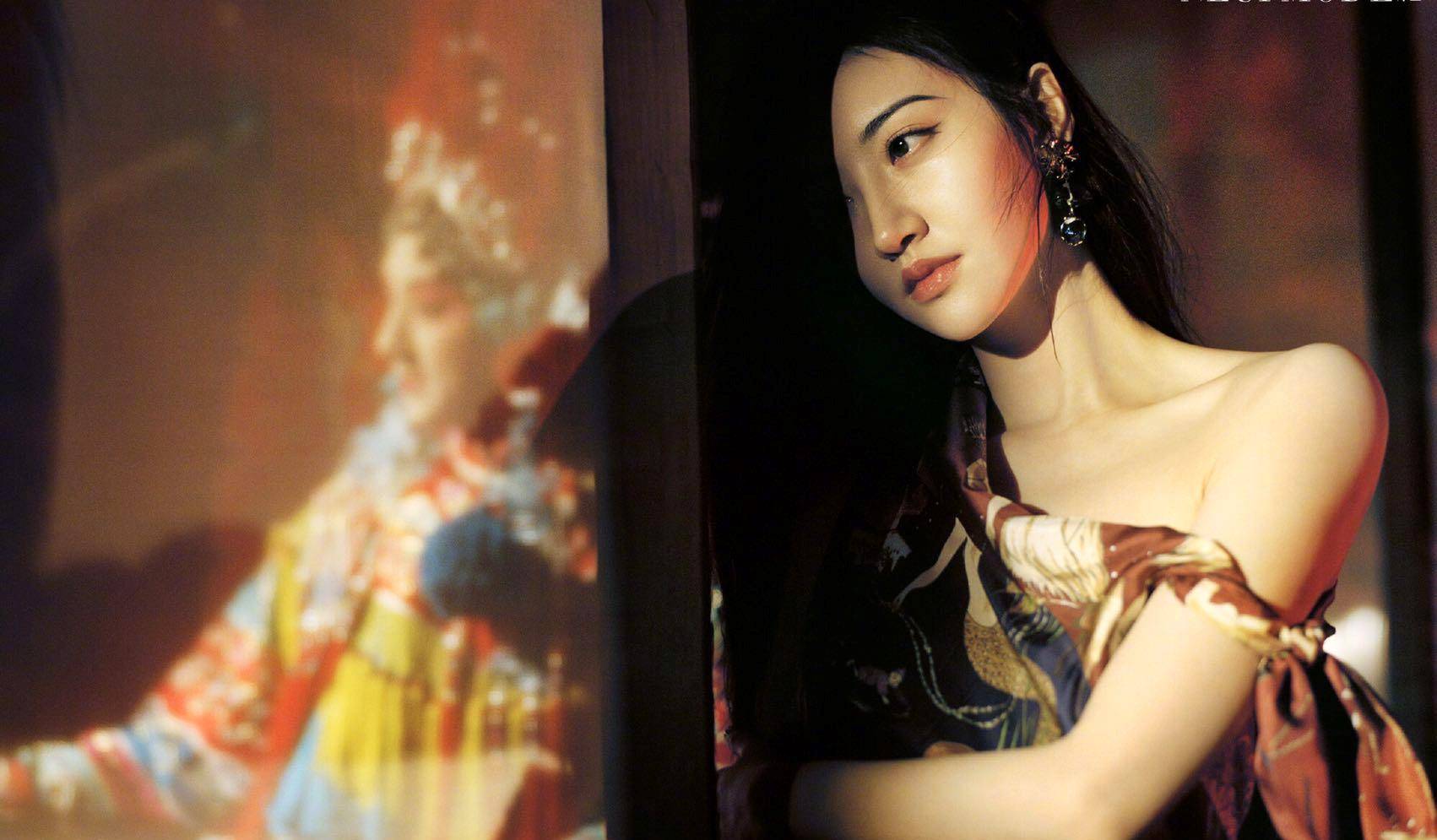 原创古典美人景甜化戏曲妆精致时尚尽显东方复古气质