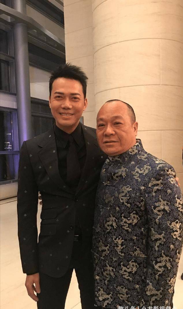 大b哥吴志雄曾有2000兄弟,去杭州酒吧有人出8888酬劳让他喝一杯_演出