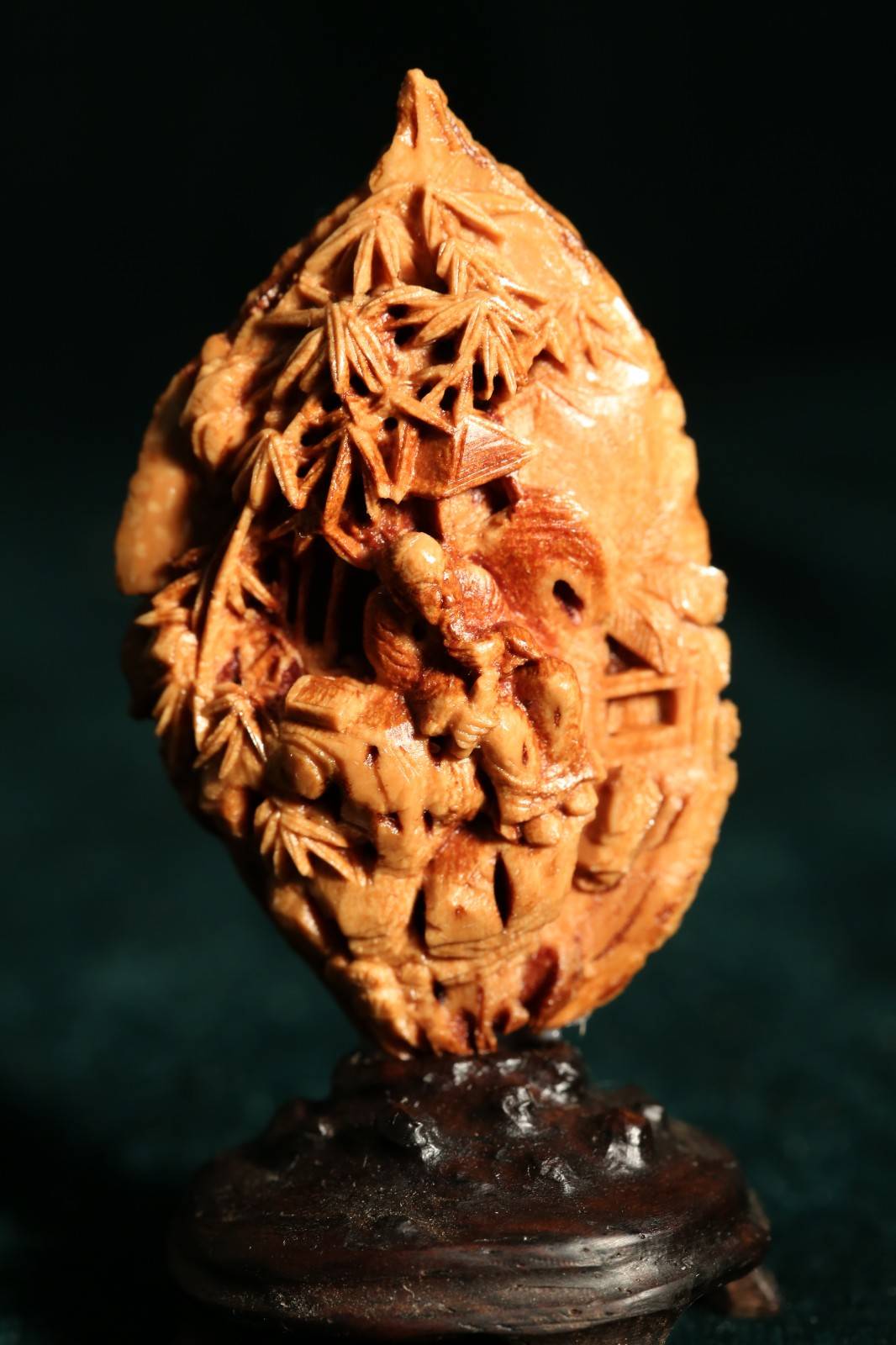 史同刚《板桥在潍县》王绪德《奥运》都传恭《东方文化之源》张国华