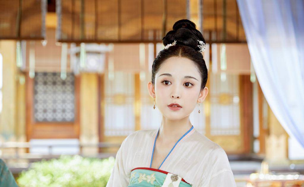 原创古力娜扎新剧演唐朝美女华服霓裳让人惊艳这些衣服我也很想要