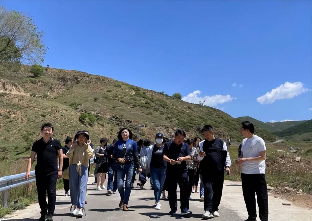 九三学社山西省直综改支社赴龙湖栖贤谷景区开展乡村振兴调研