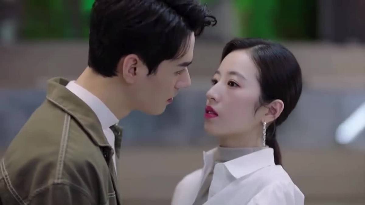 龚俊的亲密搭档,还是肖战的好友,90后小花周雨彤好人缘令人羡慕_合作