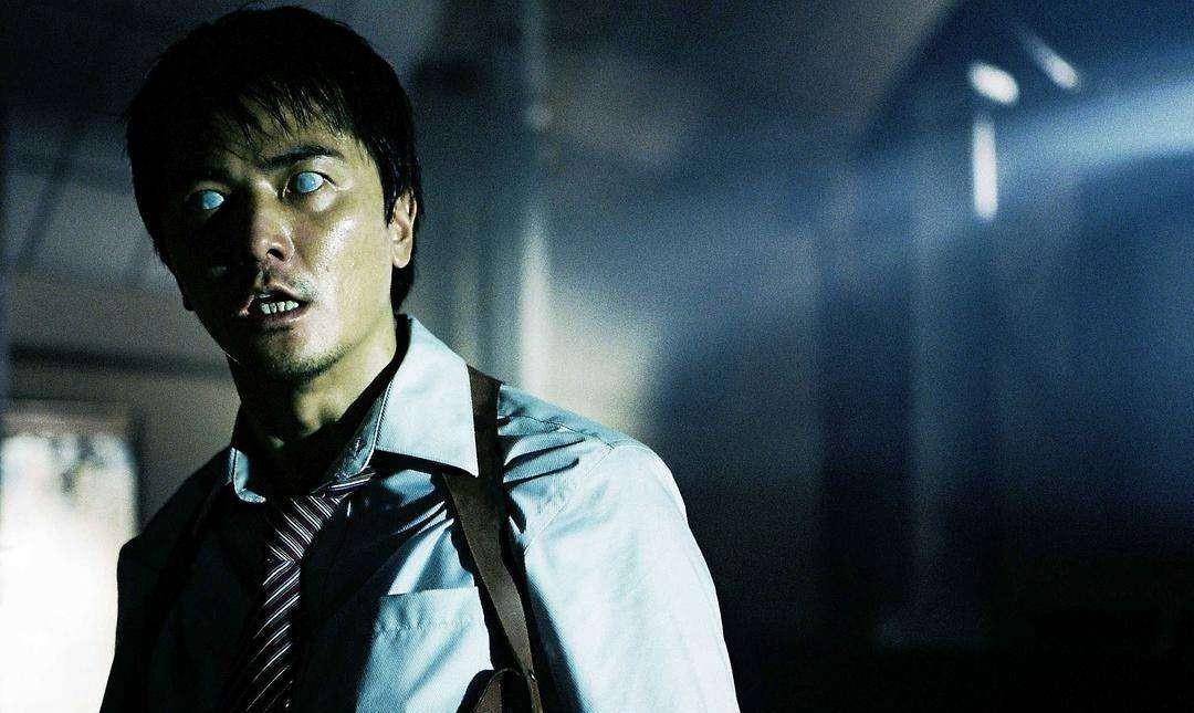 2导演:唐永健4,《第一诫》从表面看,《回家》是借助中医的能力,更深层