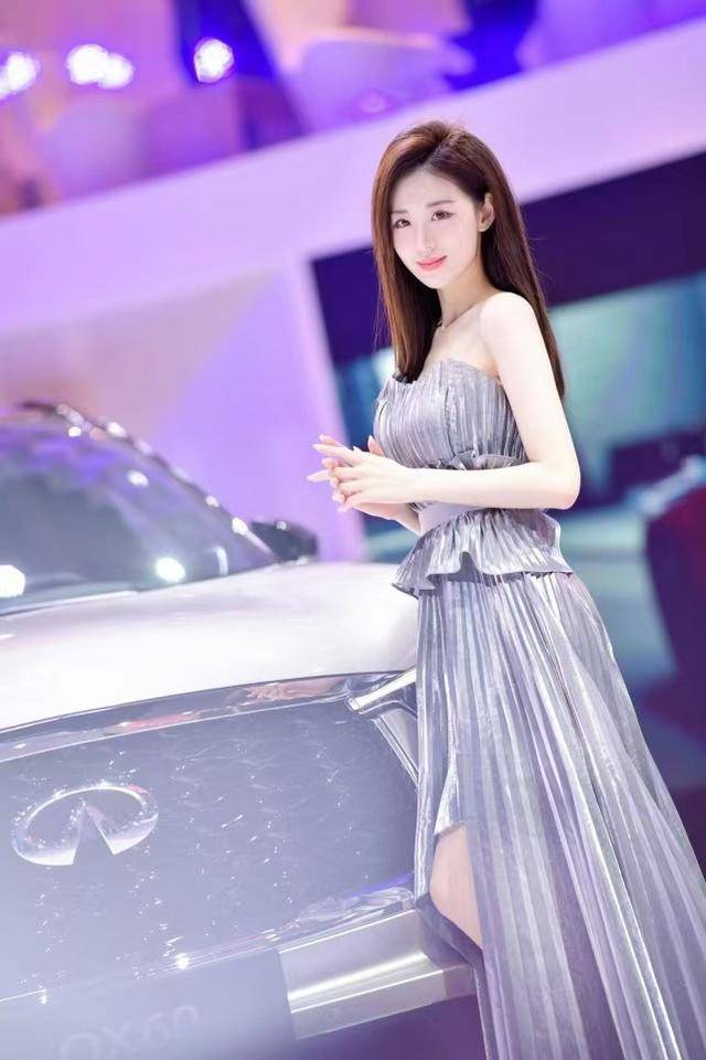 原创首钢悍将妻子曝光车模出身身高180公分相恋6年修成正果