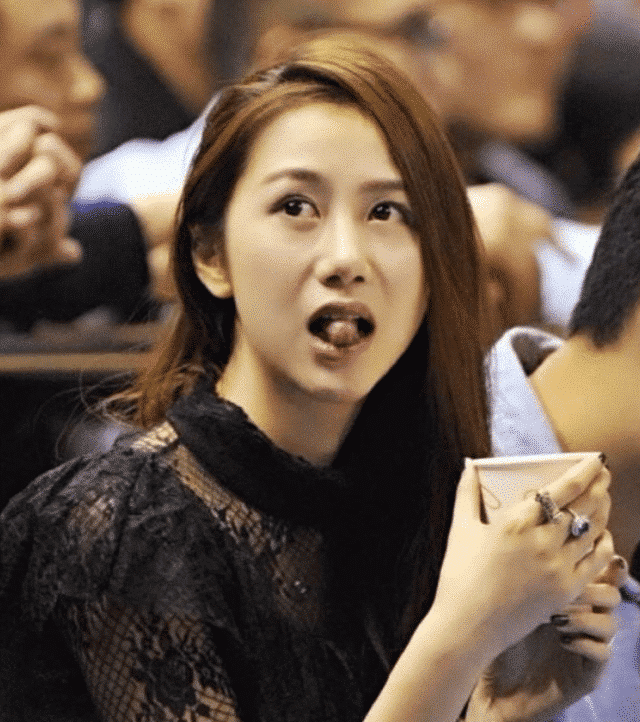 核心郭艾伦的社交媒体以及黑小子赵睿的社交媒体也再一次被球迷攻陷