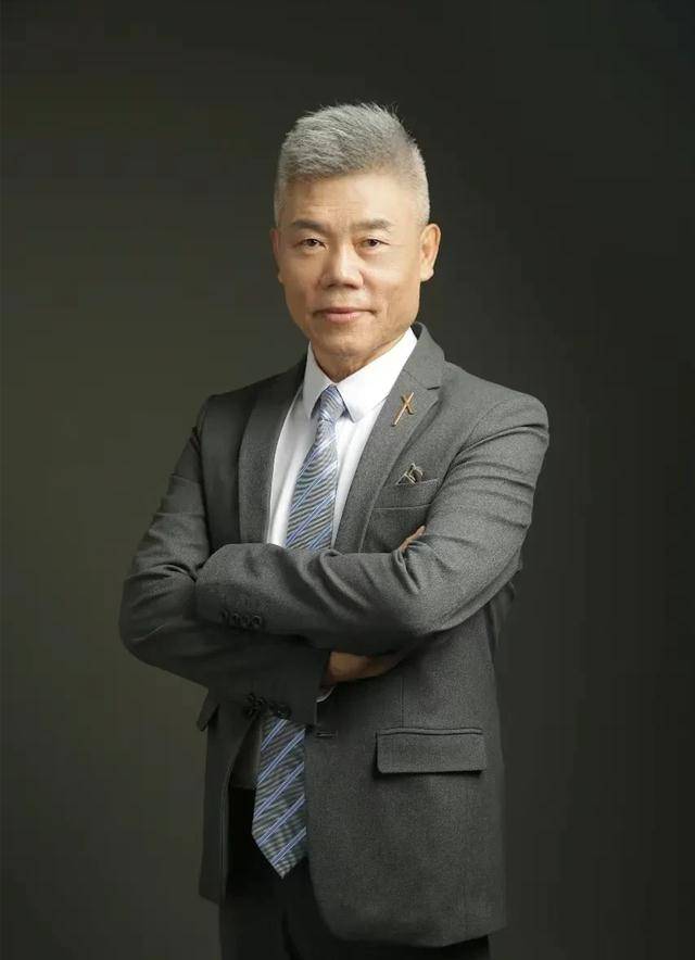 律师告诉你:司马南公布与莫言粉丝电话录音违法吗?_社会_谈话_胡锡进