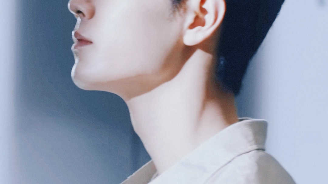 原创肖战官宣成为隅田川咖啡全球品牌代言人很好认的唇下痣侧颜