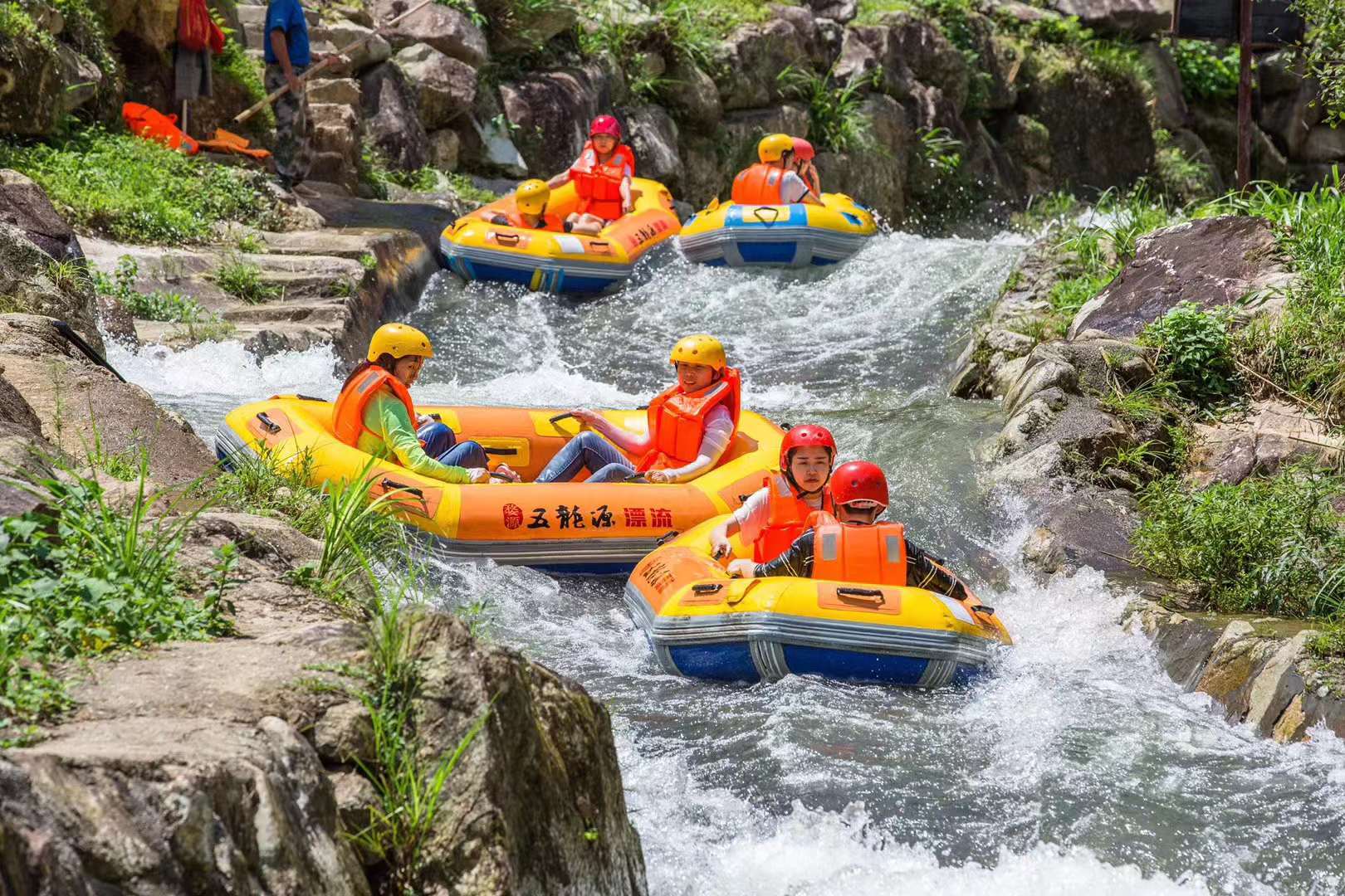 婺源五龙源漂流电话预约享受在线咨询预订