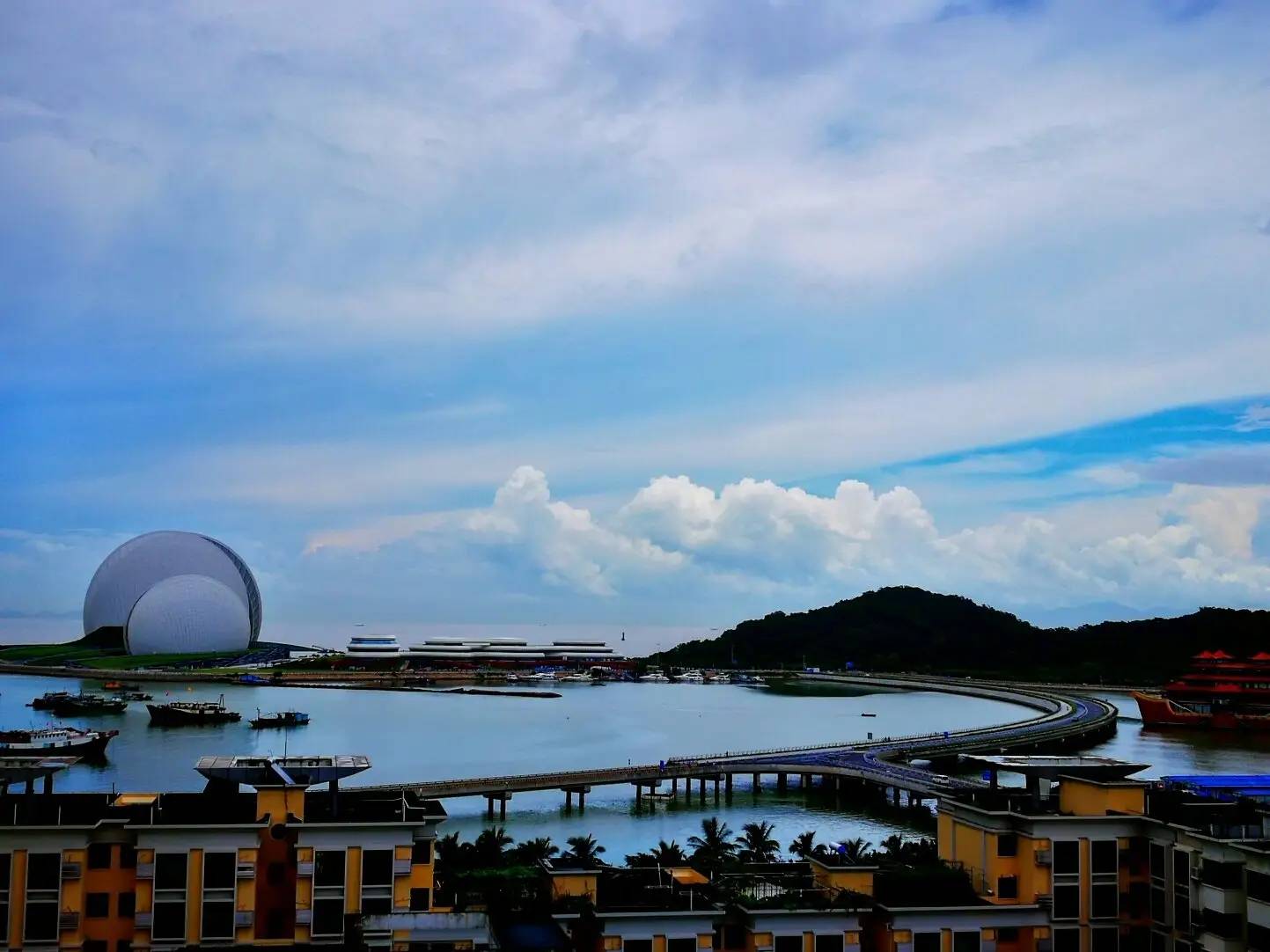 广东适合定居的城市，是广府文化的代表城市之一，属优秀旅游城市