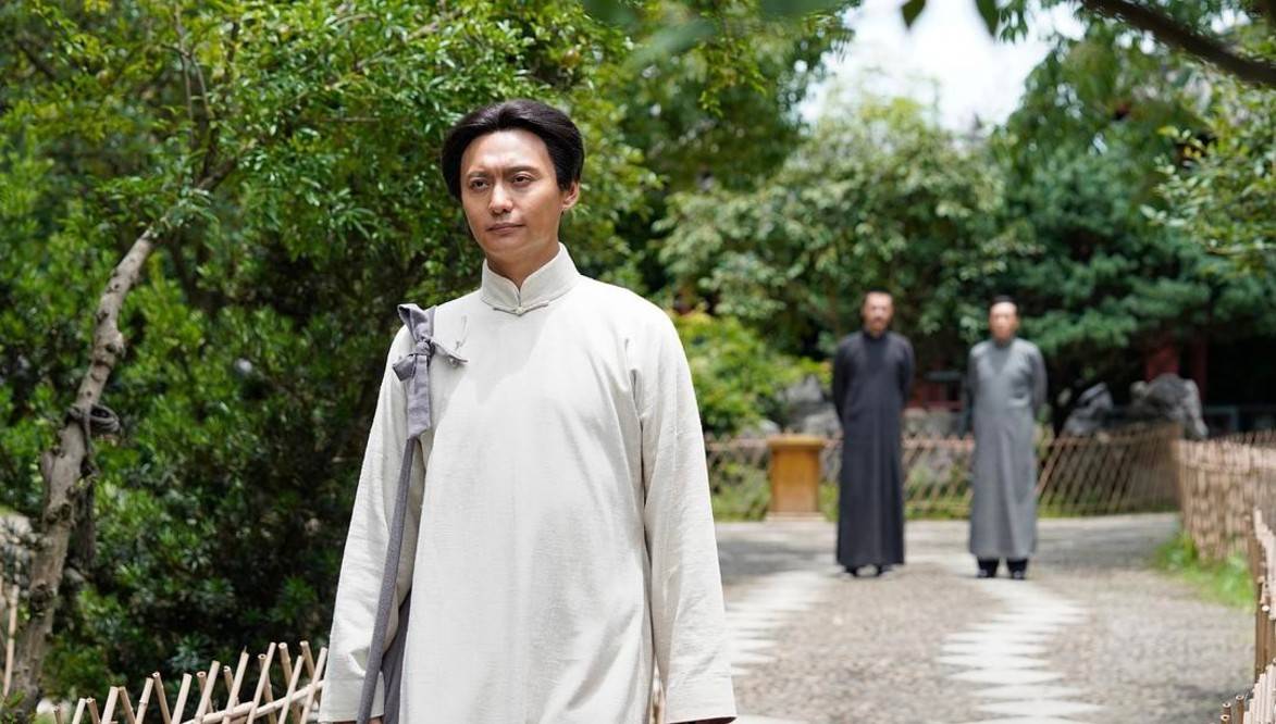 原创数风流人物今晚播古月唐国强之后特型演员迎来侯京健时代