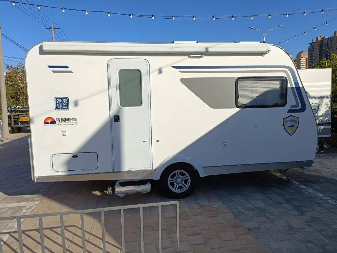 车型推荐迷野房车480对卡座全家出行安排起来
