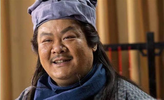 还是反派都是那么的搞笑如果看过港戏的话一般都会知道他,他就是林雪