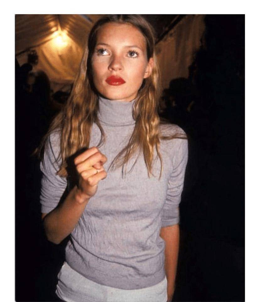 原创90年代的凯特摩丝美得真实不造作有个性的女孩才能成为时尚icon