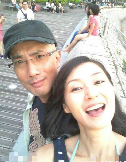 原创甄子丹前女友近况罕曝光皮肤细腻状态极佳丝毫看不出已经50岁