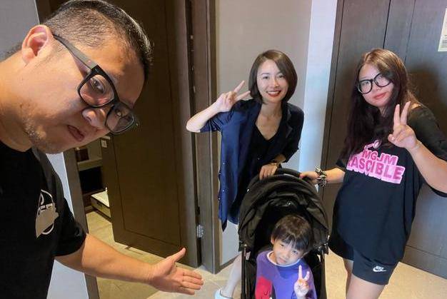 四川女人税洁,嫁给香港导演,住别墅,生俩娃,做短视频后爆火_生活习惯