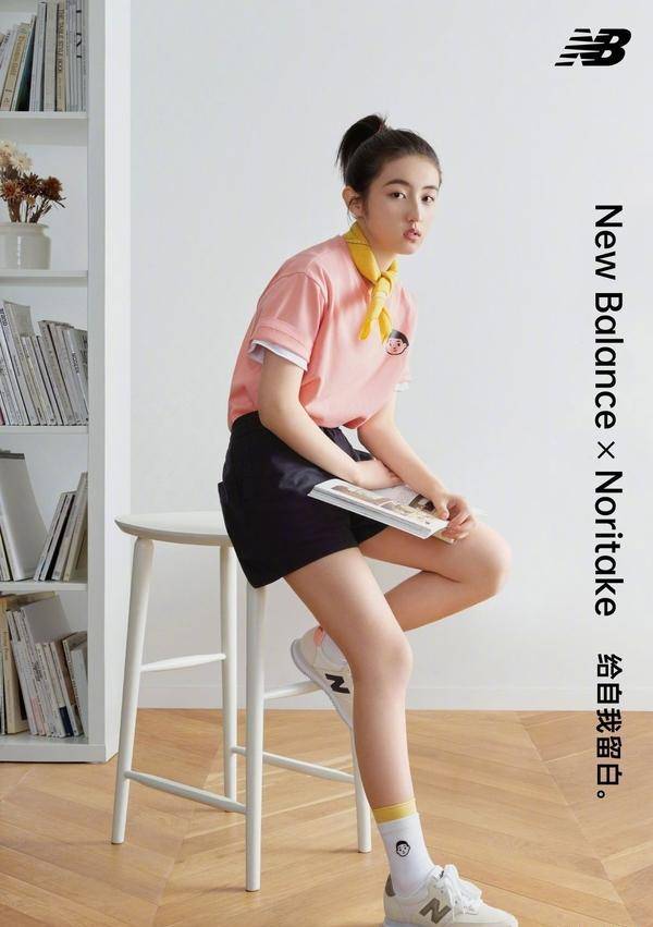 19岁张子枫成代言国际运动品牌,马卡龙系简约甜美,和概念太搭了