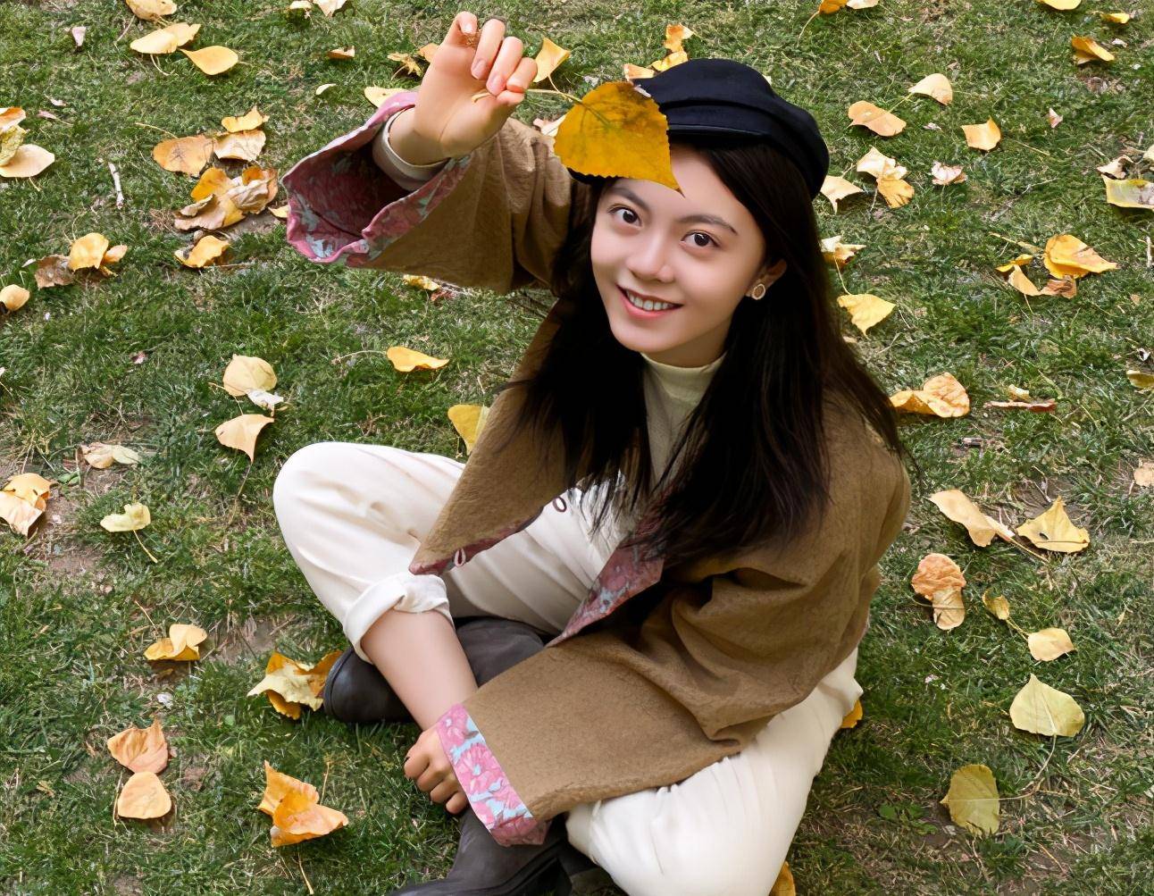 原创大学是整容所18岁赵今麦晒出游照网友像极了韩系女主