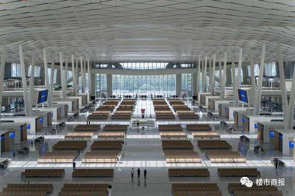 实探归来郑州航空港高铁站原小李庄火车站喜迎重大转折点