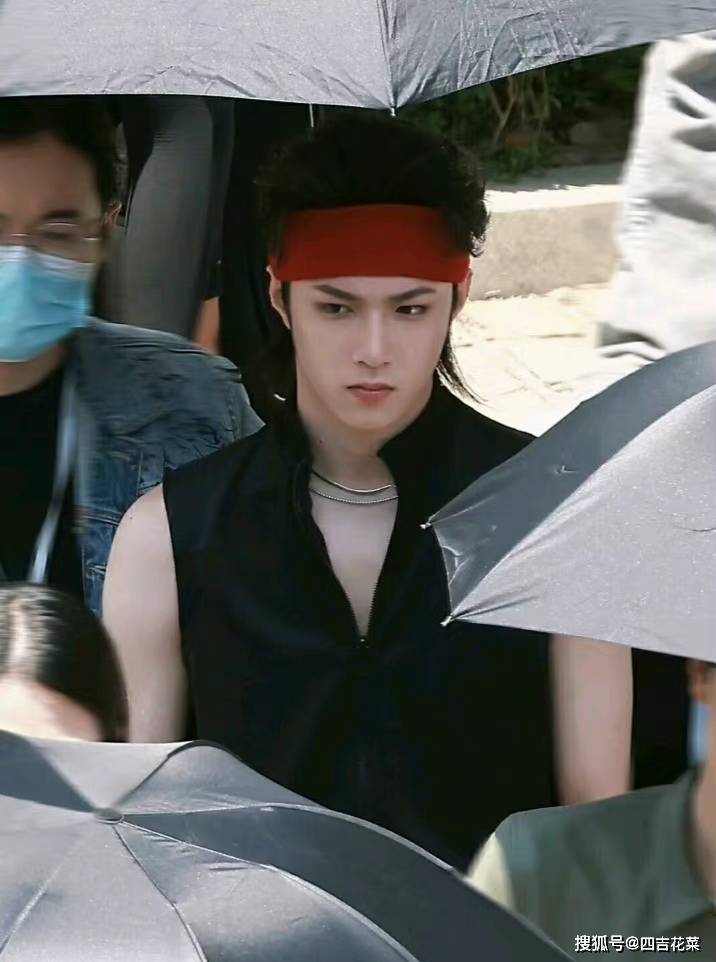 刘耀文复刻流星花园道明寺比言承旭还像道明寺