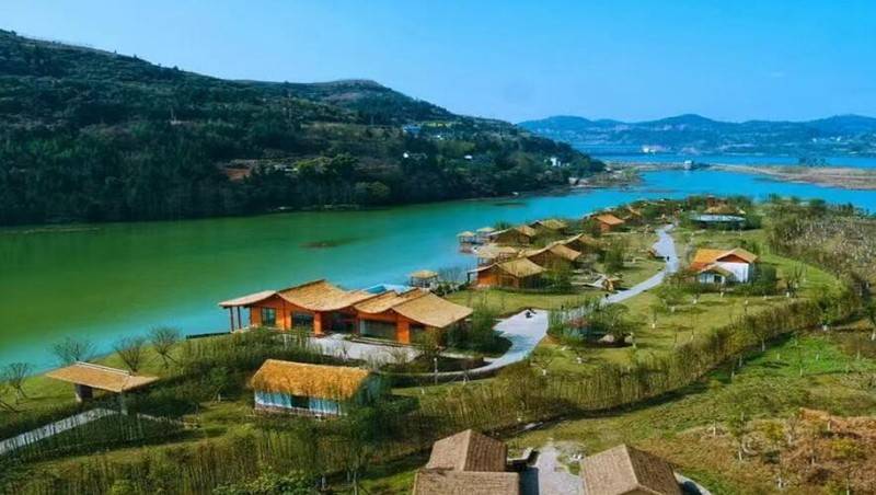 四川高坪一幅山水画卷迎面来