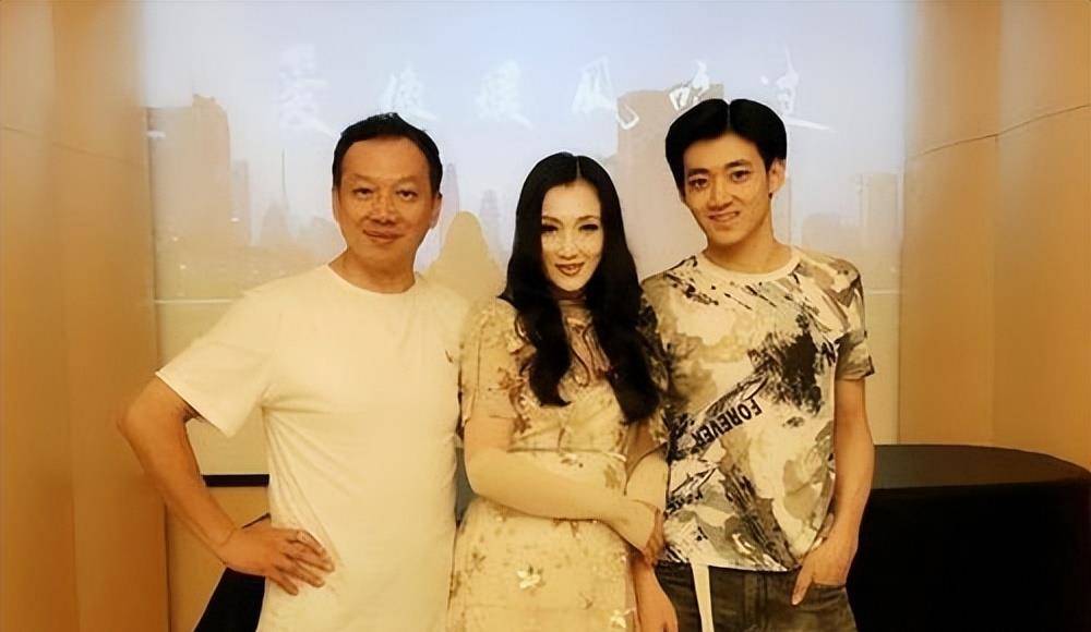 原创林芳兵为戏增肥50斤因太美遭人算计退圈被丈夫宠爱30年