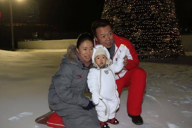 申雪赵宏博退役后近况如何?安置到体育局薪资可观_冬奥会_中国_生活