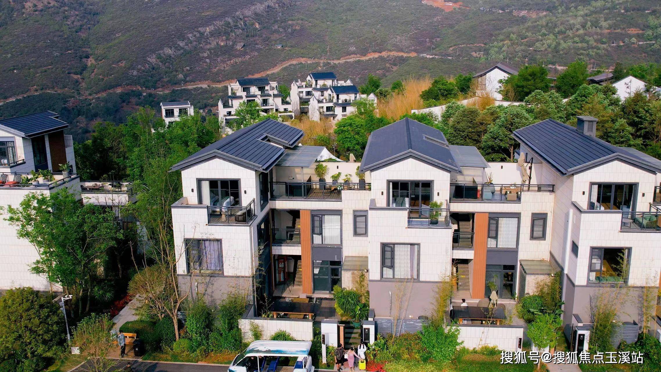 昆明买房养老选哪里汉华天马山藏在山里的合院别墅度假养生的首选