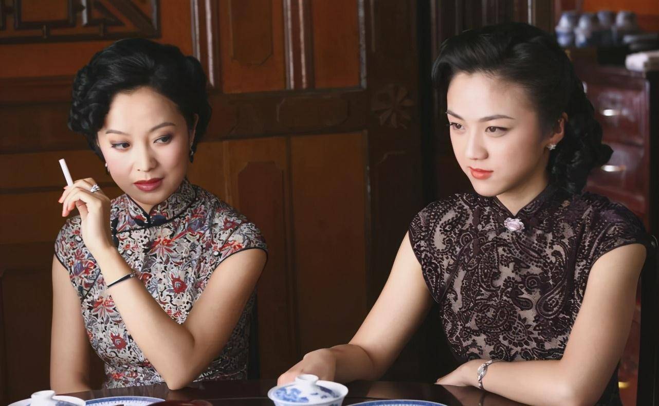 原创罗嘉良小12岁老婆苏岩撞脸陈数却比陈数还美婚后低调不露面