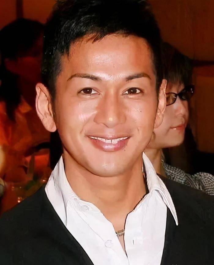 原创48岁小生吴家乐效力tvb27年心灰意冷是时候该说再见了