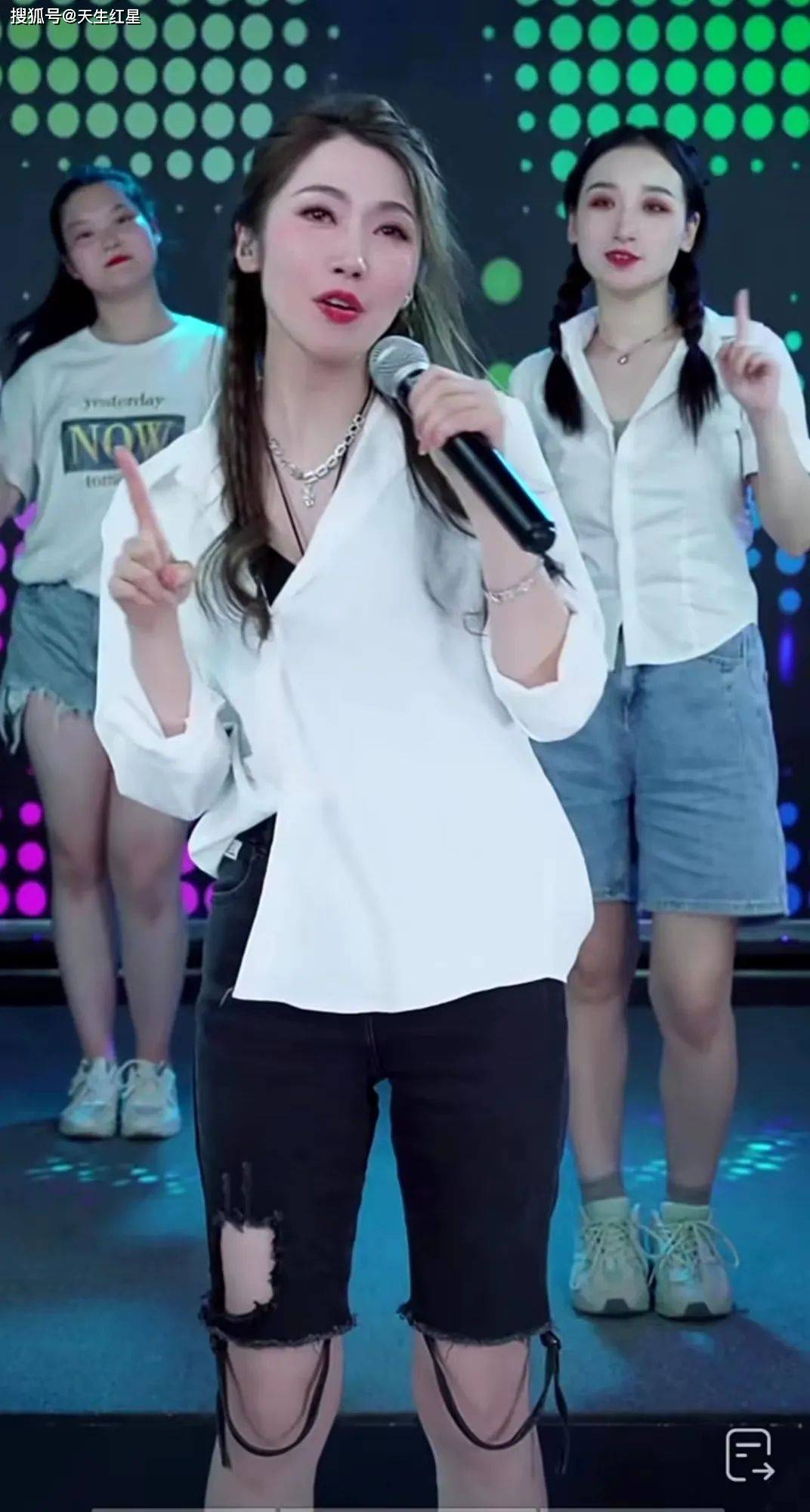 河北衡水籍网红歌手靓声怎么样了?新征途,新景象,怒放在六月